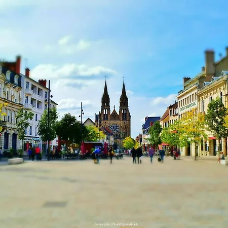 T3 Avec Garage Proche Gare شقة *